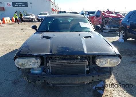2013 Dodge Challenger Sxt z USA, uszkodzony, nr VIN 2C3CDYAG1DH670934